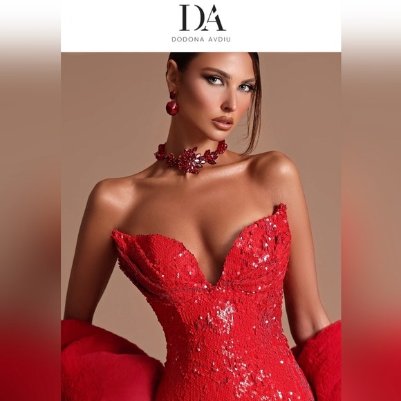 💋DADONA AVDIU Strapless Red Sequin Mermaid Gown💋 - Picture 3 of 15